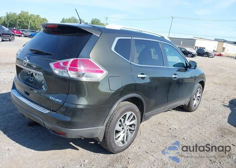 2015 Nissan Rogue Sv z USA, uszkodzony, nr VIN 5N1AT2MV2FC876701